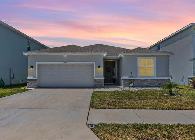 Property at 13757 Wineberry Dr, Dade City, FL 33525, 4 beds, 2.5 baths
