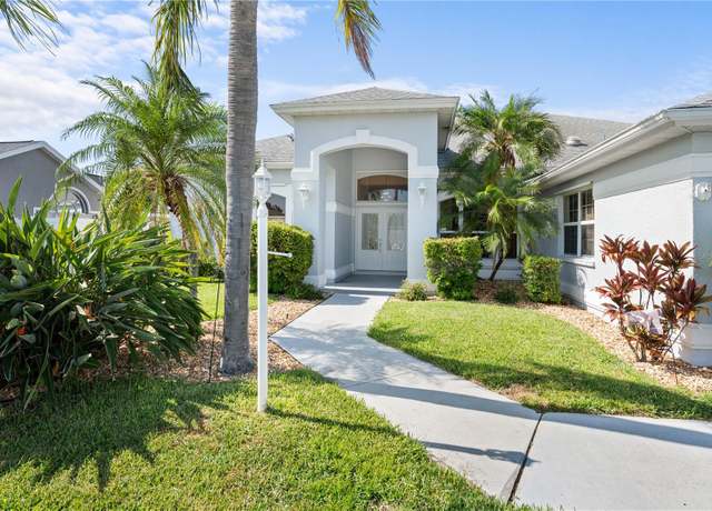 Property at 5110 19th Ave W, Bradenton, FL 34209, 3 beds, 3 baths