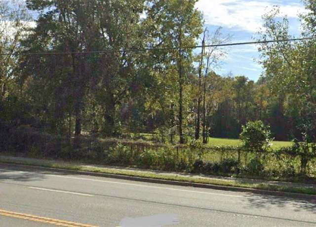 Property at 909 NE 39th Ave, Gainesville, FL 32609