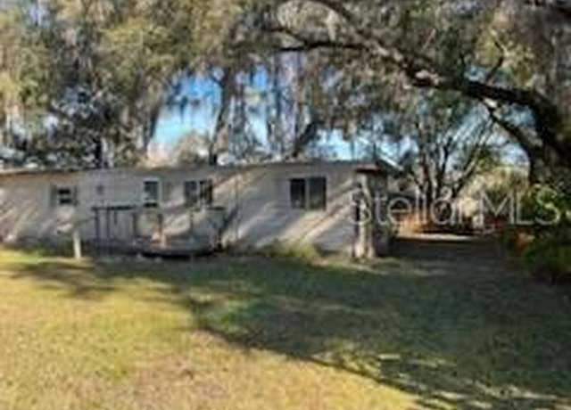Property at 18607 SE 50th St, Ocklawaha, FL 32179, 2 beds, 1.5 baths