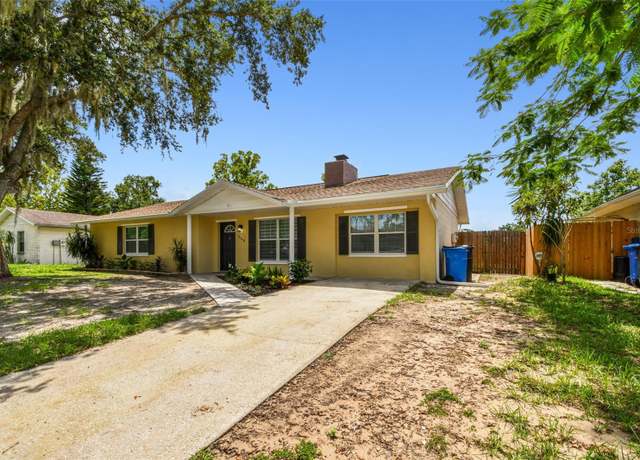 Property at 1320 Oak Valley Dr, Seffner, FL 33584, 4 beds, 2 baths