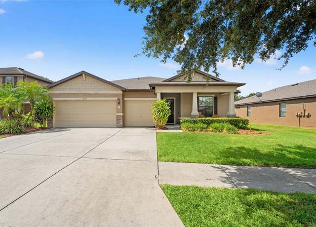Property at 2226 Landside Dr, Valrico, FL 33594, 4 beds, 2 baths