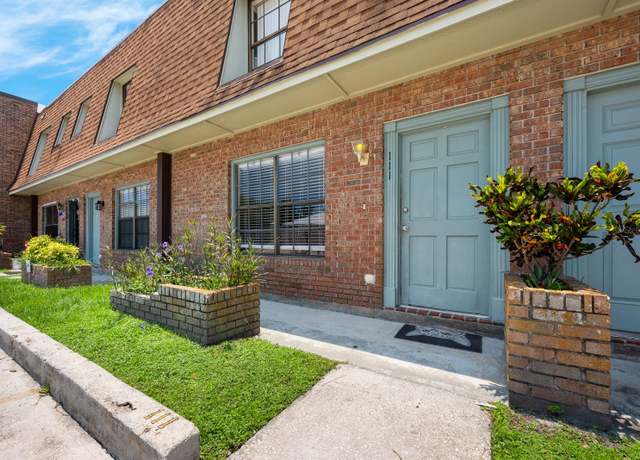 Property at 1300 Arlington Ln NE #111, Palm Bay, FL 32905, 2 beds, 2.5 baths