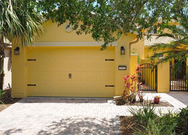 Property at 2502 Palm Tree Dr, Poinciana, FL 34759, 2 beds, 2 baths