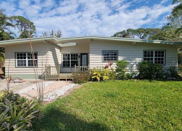 Property at 835 Indiana Ln, Sarasota, FL 34234, 3 beds, 2 baths