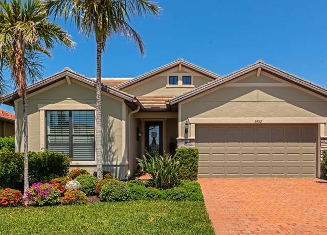 Property at 5952 Snowy Egret Dr, Sarasota, FL 34238, 2 beds, 2 baths