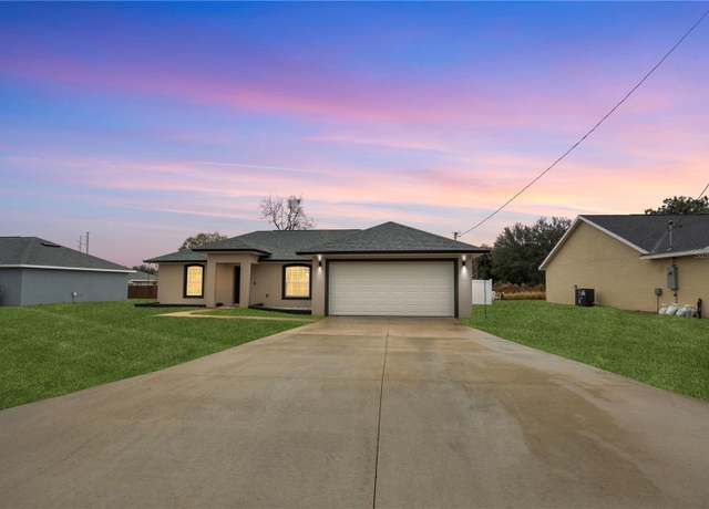 Property at 12 Pine Trace Pl, Ocala, FL 34472, 3 beds, 2 baths