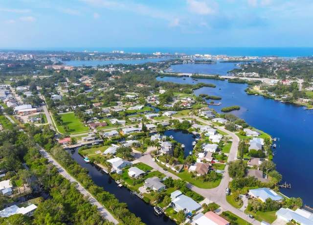 Property at 458 Ceil Ct, Nokomis, FL 34275, 2 beds, 2 baths
