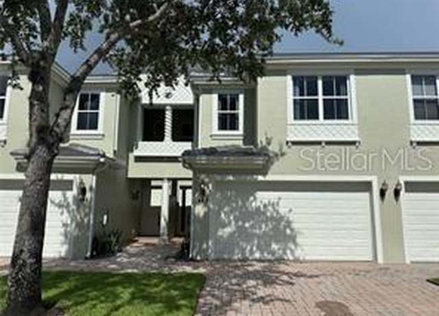 Property at 1375 Mariposa Cir #103, Naples, FL 34105, 3 beds, 2.5 baths