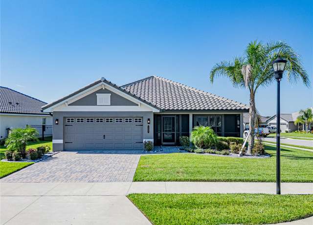 Property at 4903 Vue Delac Pass, Auburndale, FL 33823, 4 beds, 3 baths