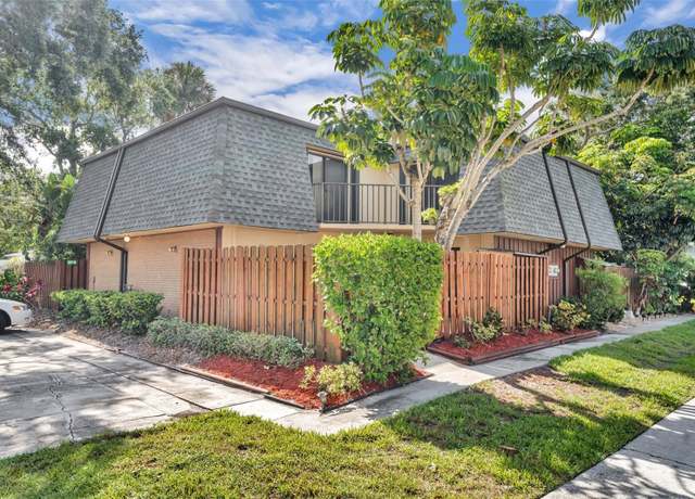 Property at 3824 Saxon Dr, New Smyrna Beach, FL 32169, 2 beds, 2.5 baths