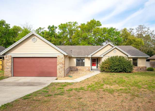 Property at 2132 Majestic Woods Blvd, Apopka, FL 32712, 3 beds, 2 baths