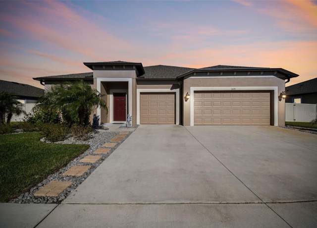 Property at 18241 Romanesque Ct, Spring Hill, FL 34610, 4 beds, 3 baths