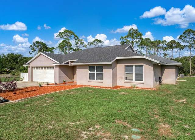 Property at 9534 Wispywoods Dr, Sebring, FL 33875, 4 beds, 3 baths