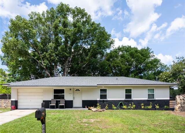 Property at 2826 NE 18th Ct, Ocala, FL 34470, 3 beds, 2 baths