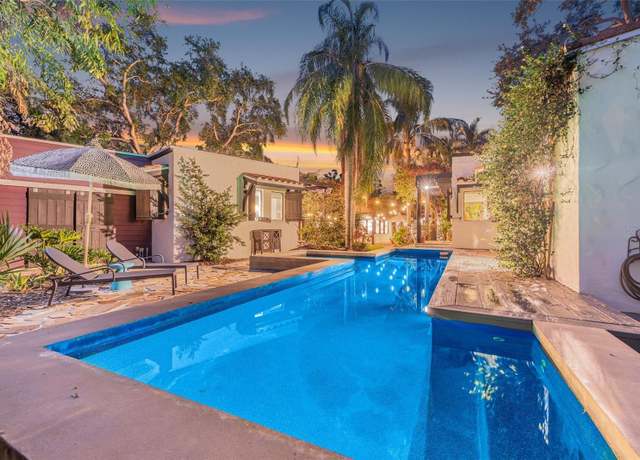 Property at 122 Miramar Blvd NE, St Petersburg, FL 33704, 4 beds, 4.5 baths