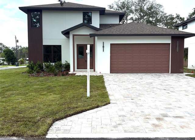 Property at 14733 Sunset Dr, Largo, FL 33774, 4 beds, 2.5 baths