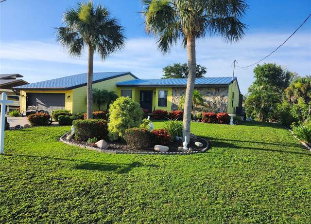 Property at 1173 Brown St, Englewood, FL 34224, 3 beds, 2 baths