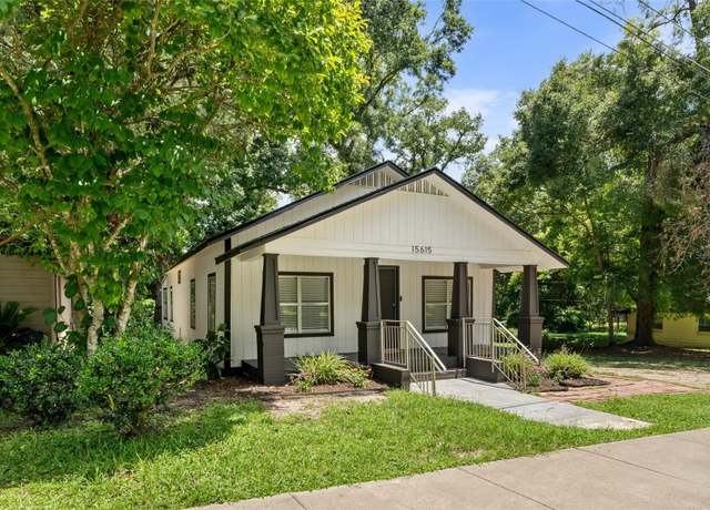 Property at 15615 NW 141st St, Alachua, FL 32615, 3 beds, 2 baths