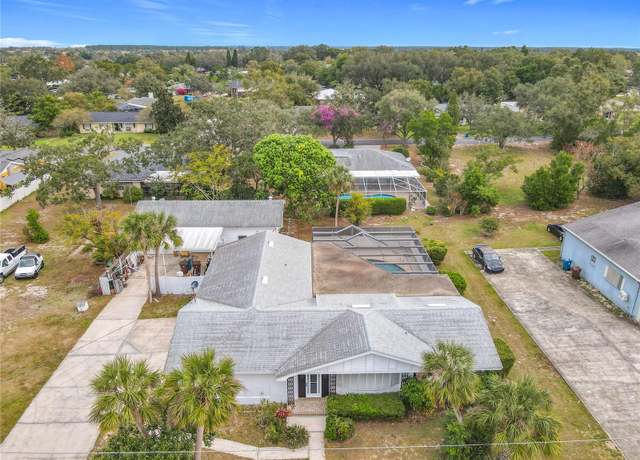 Property at 1117 N Lakeshore Blvd, Lake Wales, FL 33853, 3 beds, 2 baths