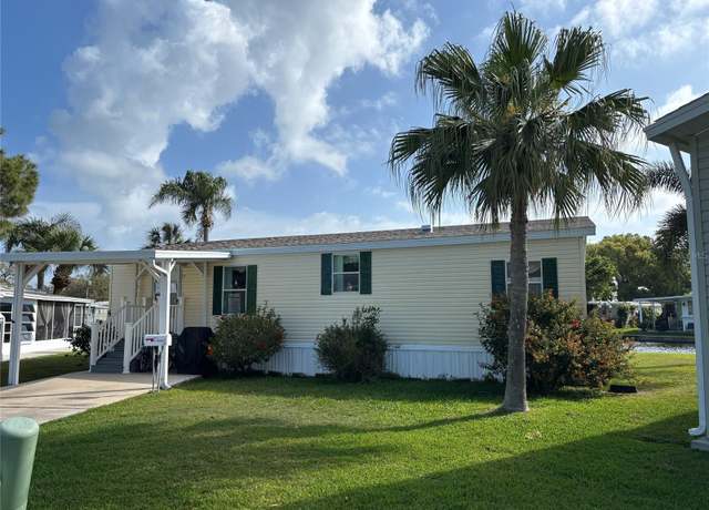 Property at 980 7th St NW #16, Largo, FL 33770, 2 beds, 2 baths