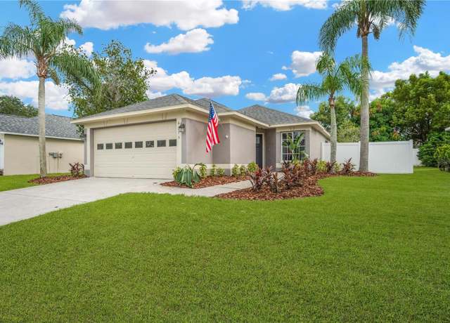 Property at 4515 Country Hills Blvd, Plant City, FL 33563, 3 beds, 2 baths