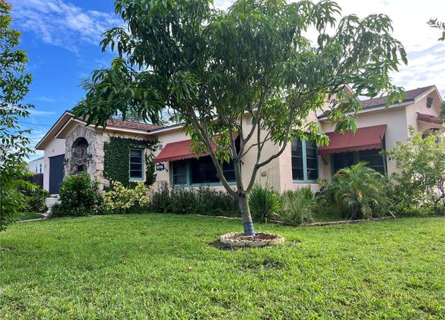 Property at 2301 2nd St S, St Petersburg, FL 33705, 2 beds, 2 baths