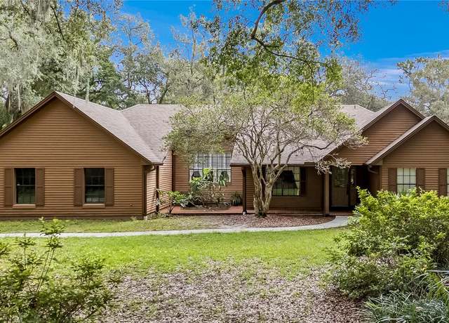 Property at 137 Hickory Ridge Cir, Lake Mary, FL 32746, 5 beds, 3.5 baths