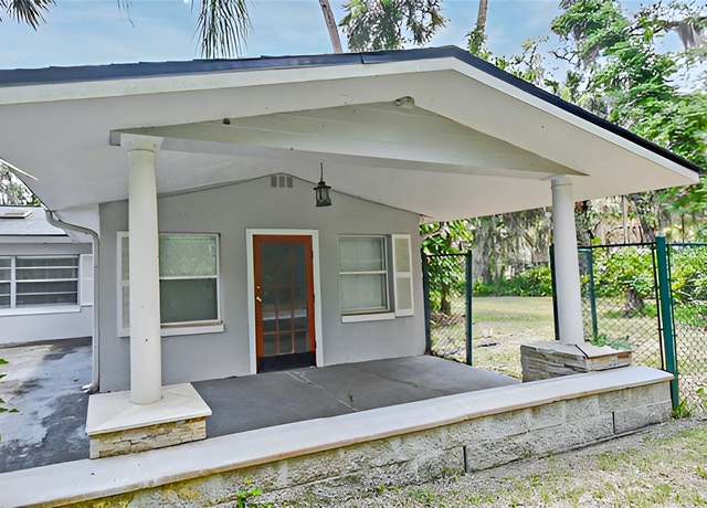 Property at 637 15th St, Debary, FL 32713, 3 beds, 2 baths