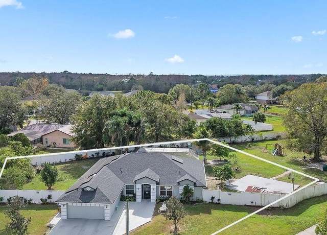 Property at 918 San Paulo Way, Kissimmee, FL 34758, 4 beds, 2 baths