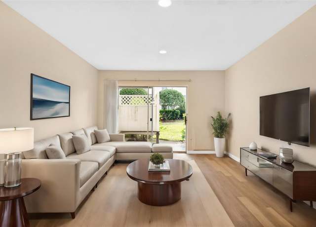Property at 1695 Lee Rd Unit E103, Winter Park, FL 32789, 2 beds, 1 bath