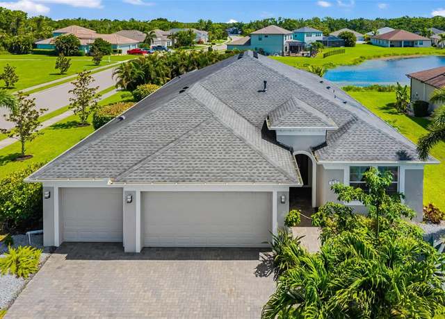 Property at 650 Rosemary Cir, Bradenton, FL 34212, 4 beds, 2.5 baths