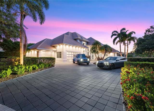 Property at 9138 Great Heron Cir, Orlando, FL 32836, 5 beds, 4.5 baths
