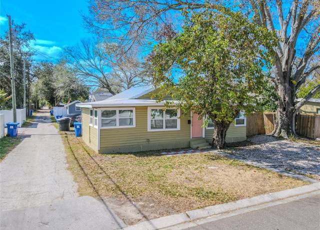 Property at 1800 27th Ave N, St Petersburg, FL 33713, 5 beds, 2 baths