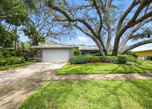 Property at 9715 136th St, Seminole, FL 33776, 2 beds, 2 baths