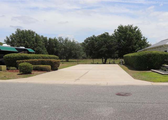 Property at 9589 SE 49th Ter, Webster, FL 33597