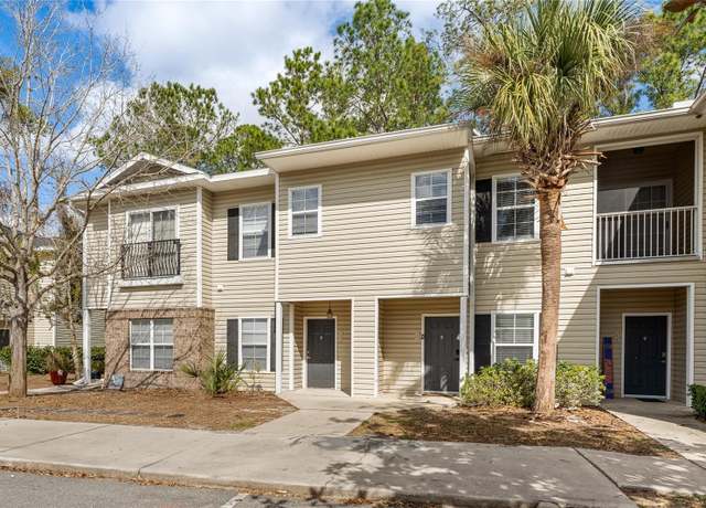 Property at 4988 NW 43rd Ave #102, Gainesville, FL 32606, 2 beds, 2.5 baths