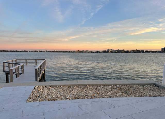 Property at 11005 8th St E, Treasure Island, FL 33706, 3 beds, 2.5 baths