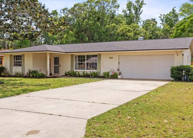 Property at 736 Lindenwood Cir W, Ormond Beach, FL 32174, 3 beds, 2 baths