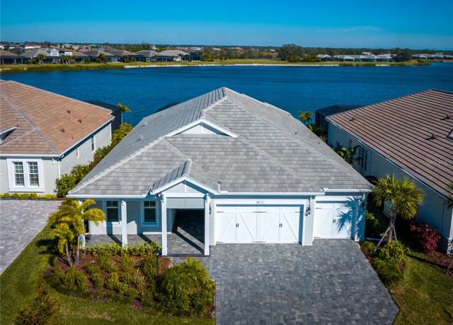 Property at 8043 Waterbend Trl, Sarasota, FL 34240, 3 beds, 2.5 baths