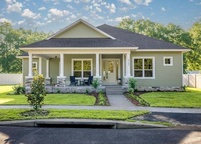 Property at 2703 SE 48th Ave, Ocala, FL 34480, 3 beds, 2.5 baths