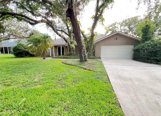Property at 3907 Applegate Cir, Brandon, FL 33511, 4 beds, 3 baths