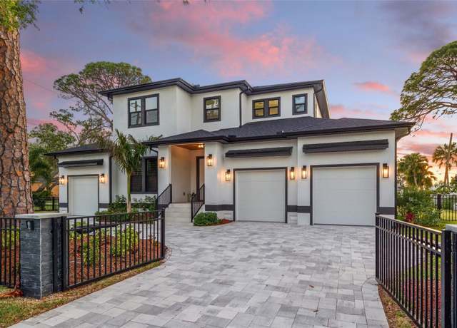 Property at 1542 Bayshore Blvd, Dunedin, FL 34698, 4 beds, 3 baths