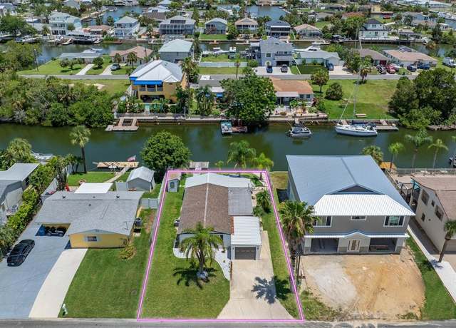 Property at 4059 Orient Dr, Hernando Beach, FL 34607, 3 beds, 2 baths