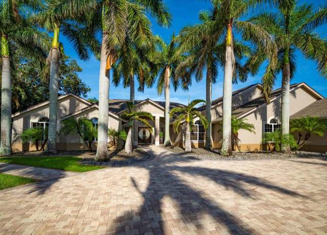 Property at 201 Bluff View Dr, Belleair Bluffs, FL 33770, 6 beds, 4 baths