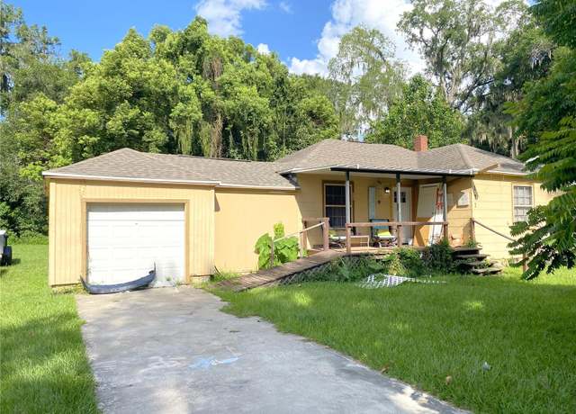 Property at 171 NE 2nd St, Williston, FL 32696, 3 beds, 2 baths