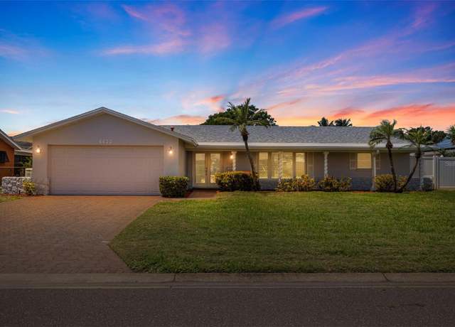 Property at 4433 38th Way S, St Petersburg, FL 33711, 3 beds, 2 baths