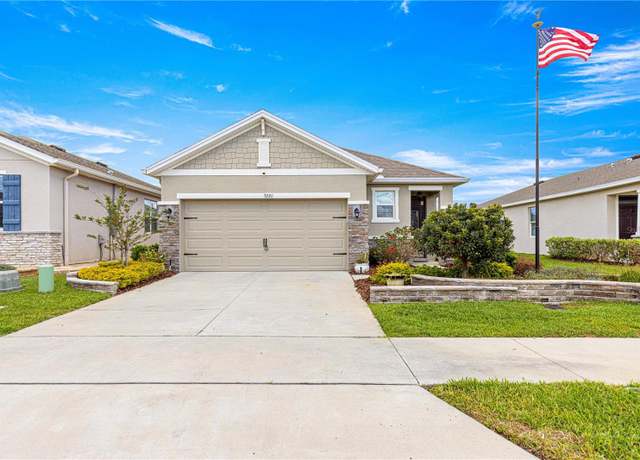 Property at 5220 Sunshine Dr, Wildwood, FL 34785, 3 beds, 2 baths
