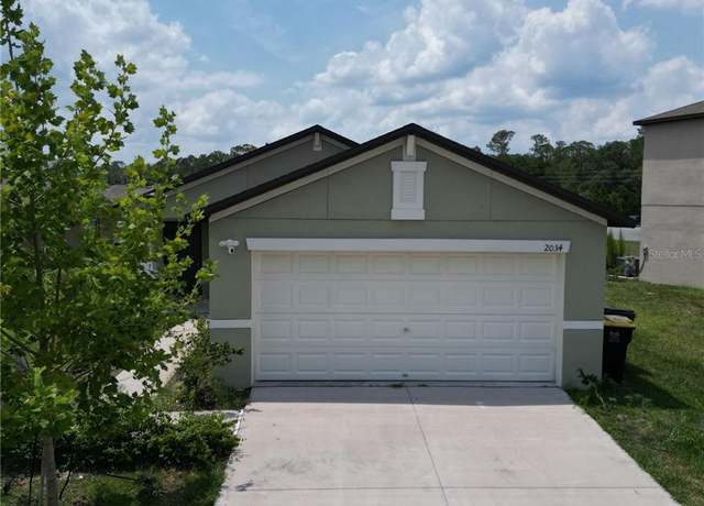 Property at 2034 Old Pasture Ln, Lakeland, FL 33801, 3 beds, 2 baths