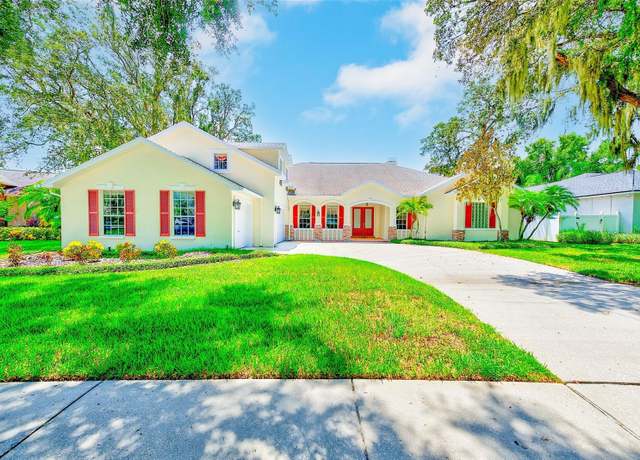 Property at 2535 Regal River Rd, Valrico, FL 33596, 5 beds, 4 baths